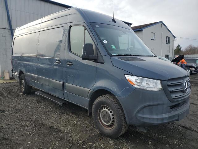 VIN WD4PF1CD7KP143268 2019 MERCEDES-BENZ SPRINTER no.4