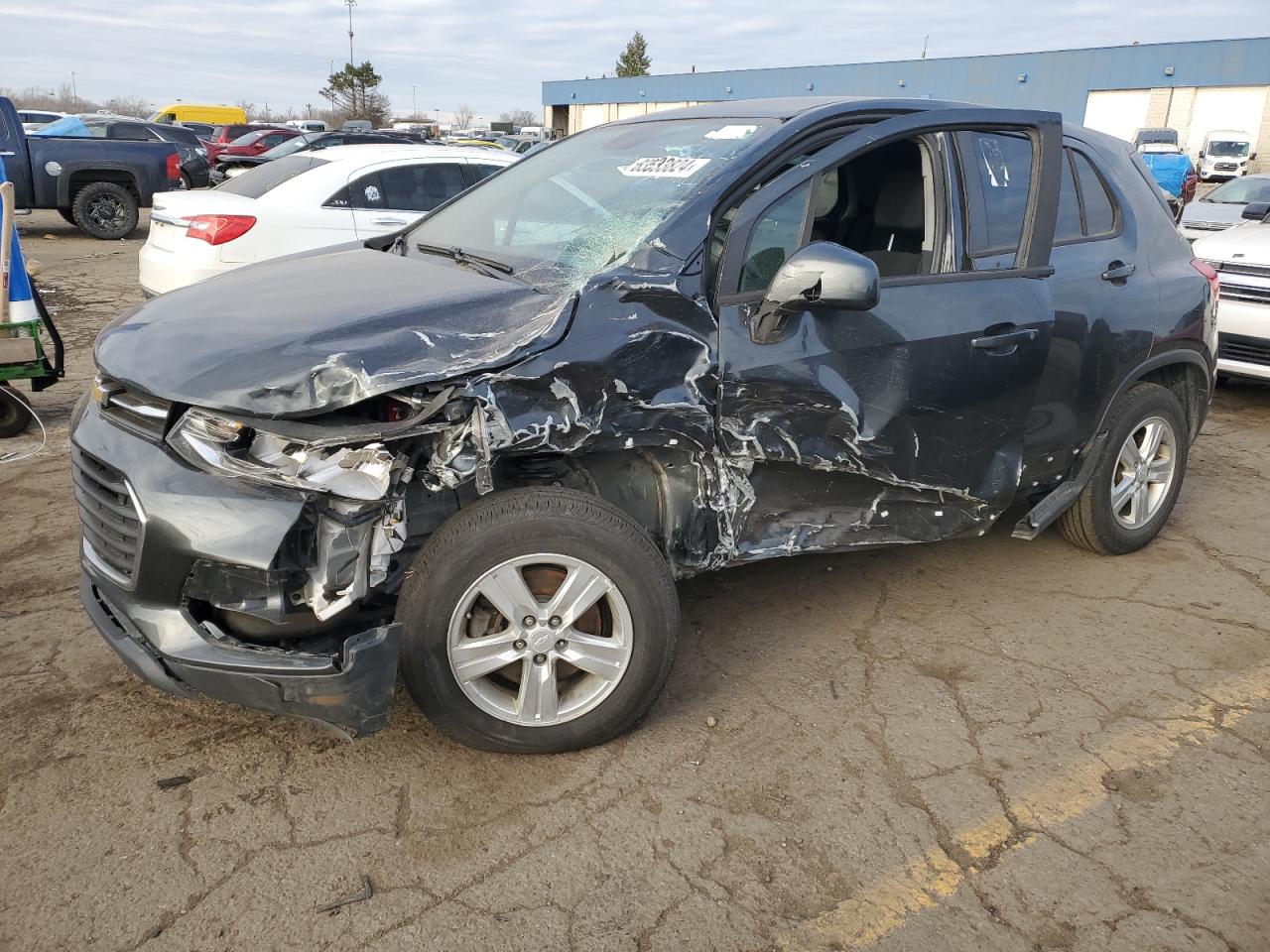 Lot #3024400571 2019 CHEVROLET TRAX LS