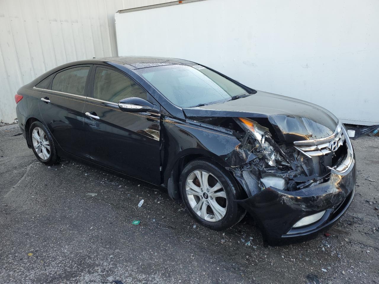 Lot #3028078520 2013 HYUNDAI SONATA SE