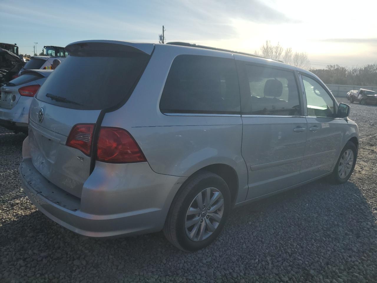 Lot #3034590757 2012 VOLKSWAGEN ROUTAN SE