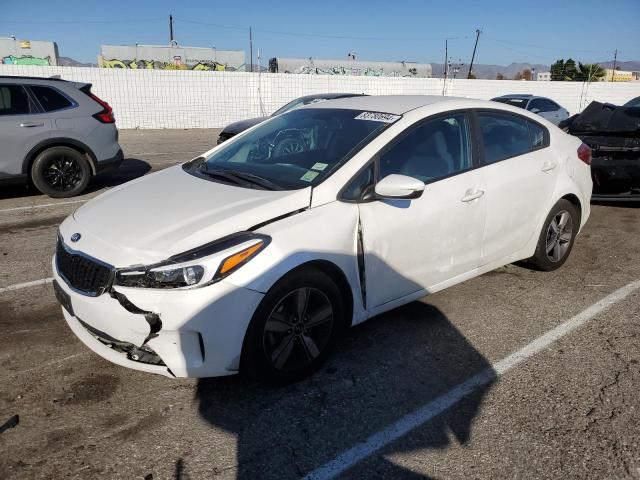 VIN 3KPFL4A73JE176960 2018 KIA FORTE no.1