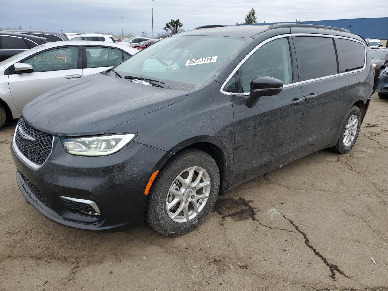  Salvage Chrysler Pacifica