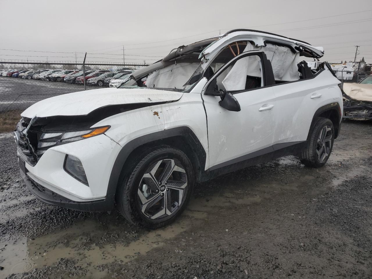  Salvage Hyundai TUCSON