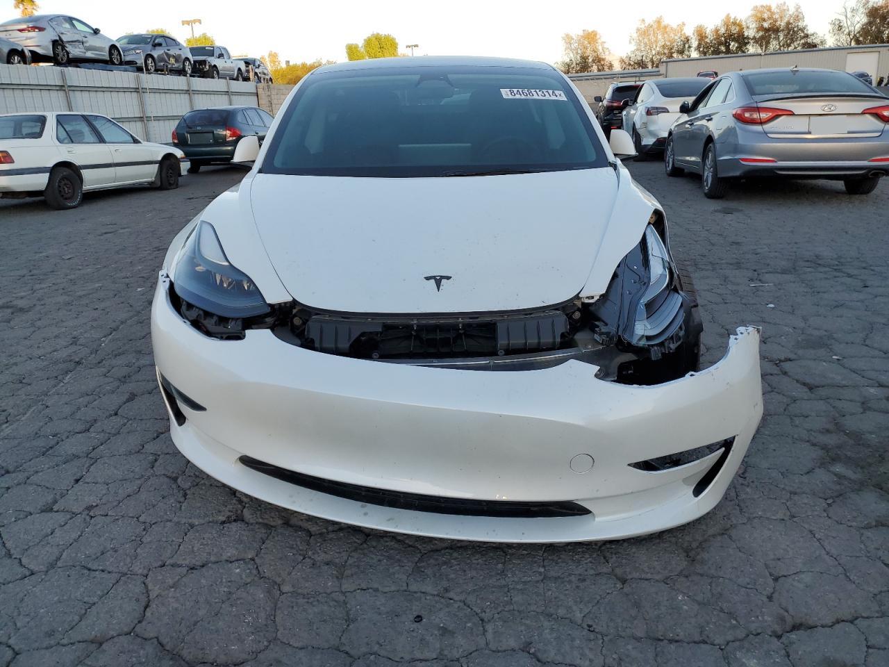 Lot #3025699311 2023 TESLA MODEL 3