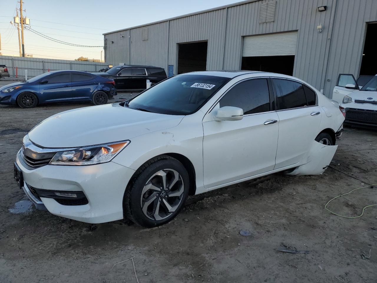 Lot #3031604823 2017 HONDA ACCORD EX