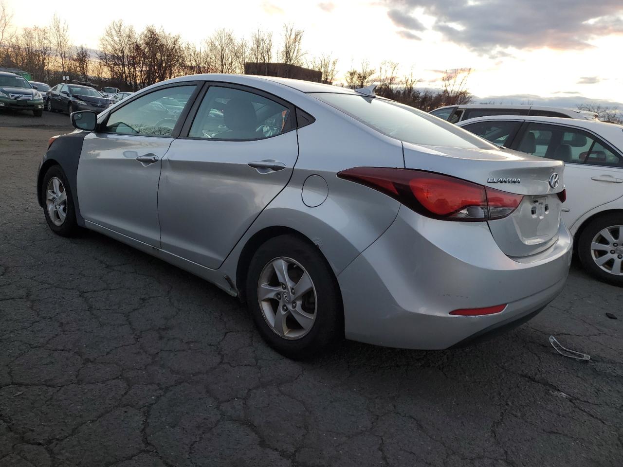 Lot #3023330314 2015 HYUNDAI ELANTRA SE