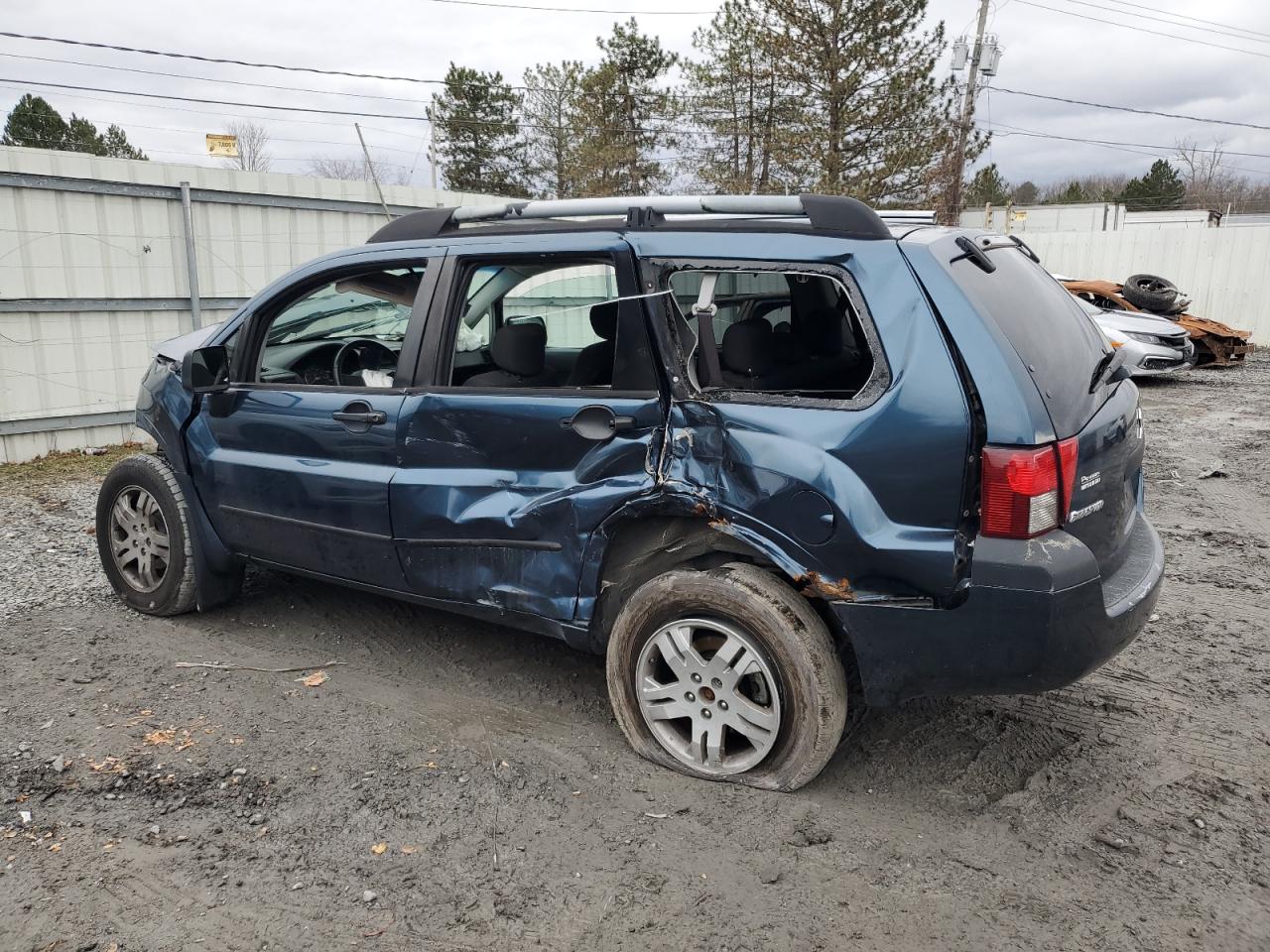 Lot #3045857643 2005 MITSUBISHI ENDEAVOR L