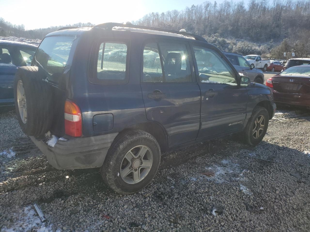 Lot #3028337831 2004 CHEVROLET TRACKER