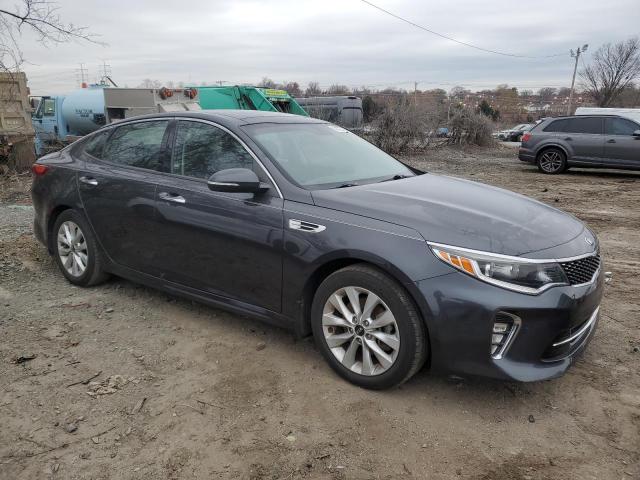 VIN 5XXGT4L38JG241789 2018 KIA OPTIMA no.4