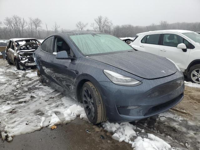 VIN 7SAYGDEEXPA028247 2023 TESLA MODEL Y no.4