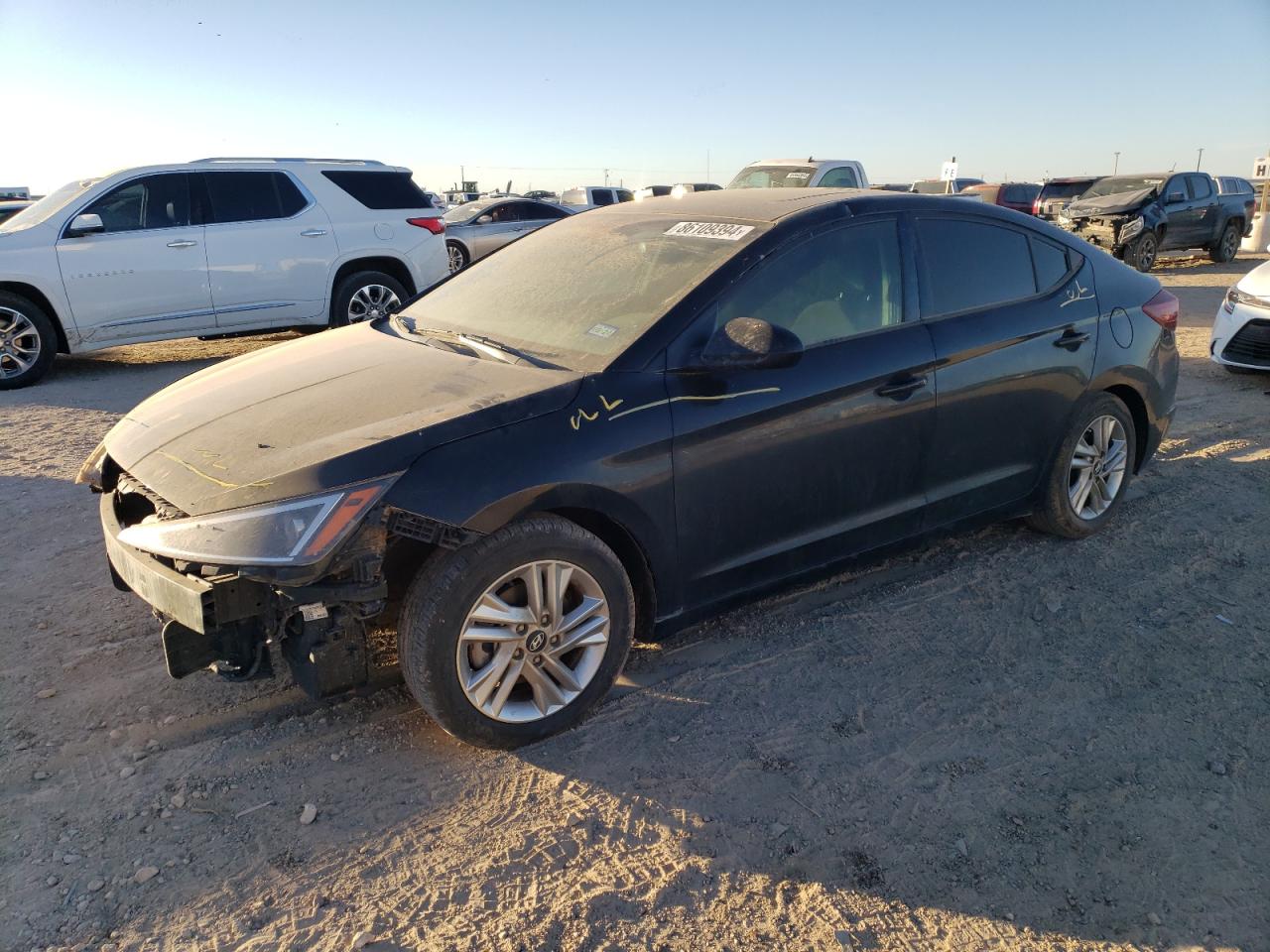  Salvage Hyundai ELANTRA