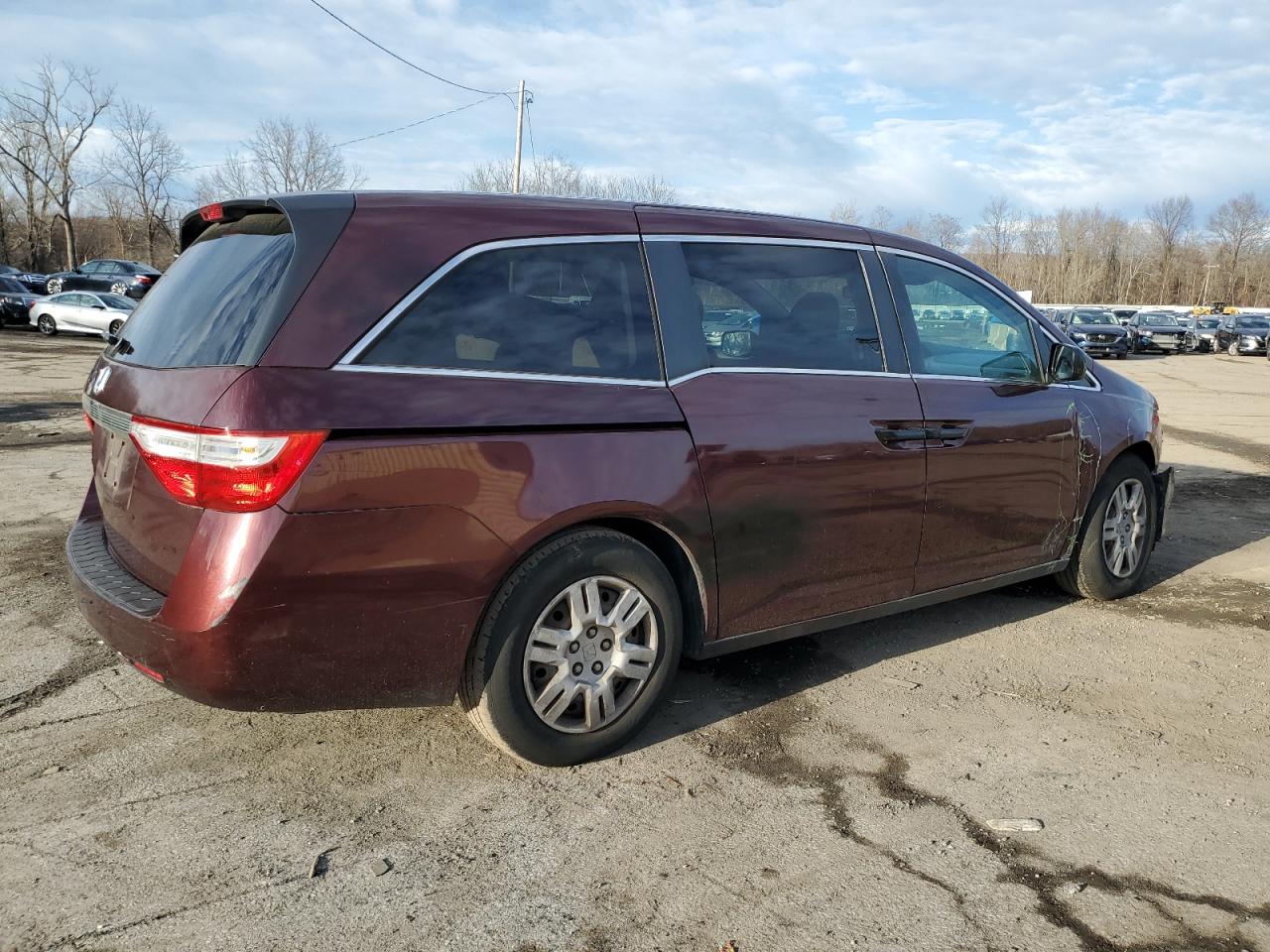 Lot #3048267757 2013 HONDA ODYSSEY LX