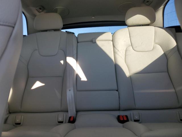 2022 VOLVO XC60 T8 RE YV4H60DZ4N1008384