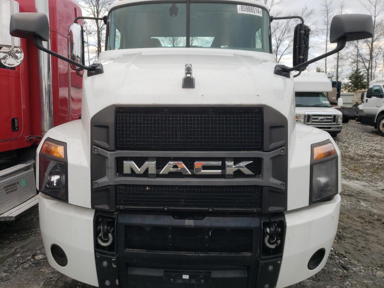 Lot #3030515489 2021 MACK ANTHEM