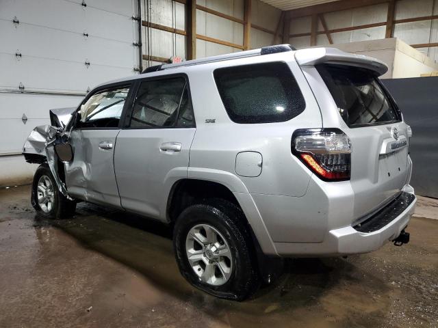 TOYOTA 4RUNNER SR 2023 silver  gas JTEEU5JR7P5290010 photo #3