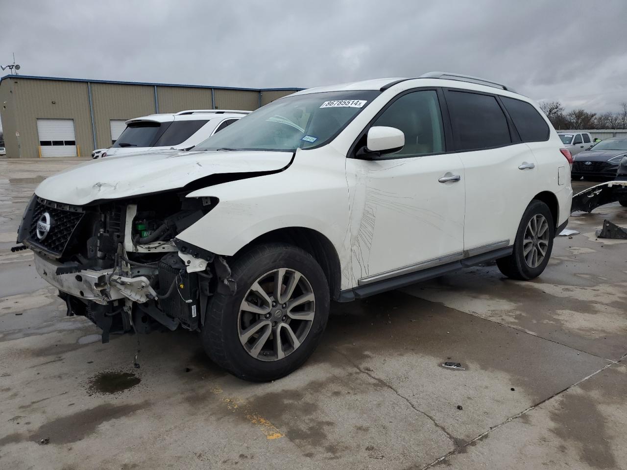  Salvage Nissan Pathfinder