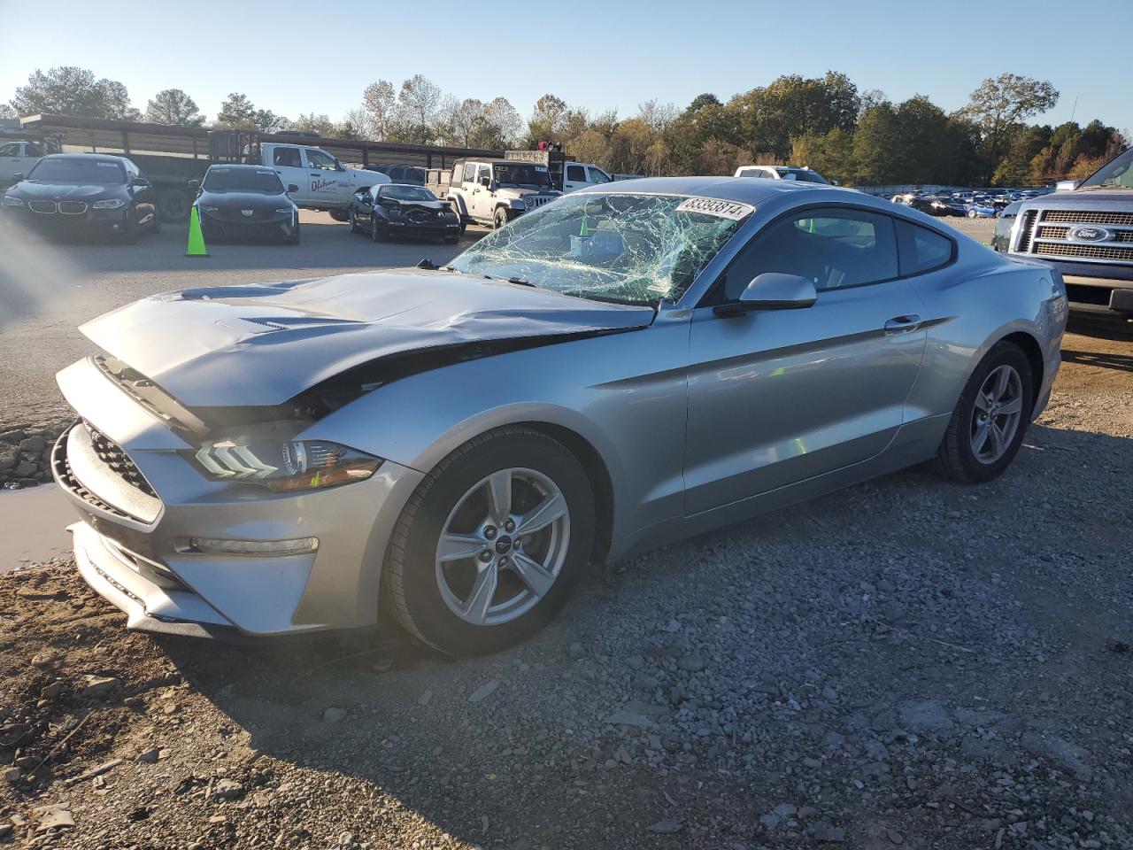  Salvage Ford Mustang