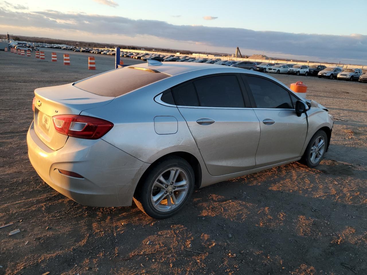 Lot #3045656636 2017 CHEVROLET CRUZE LT