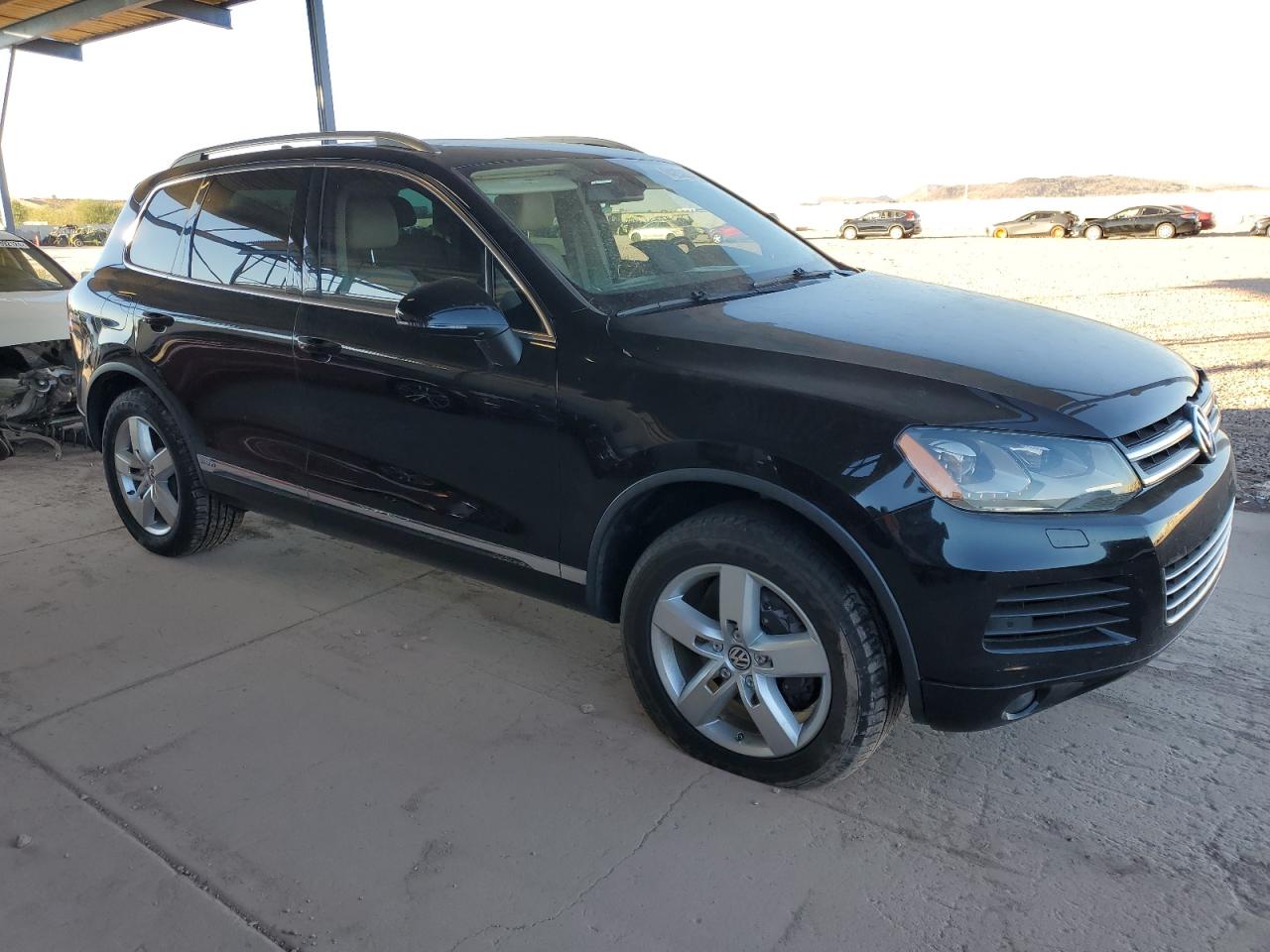 Lot #3045722419 2011 VOLKSWAGEN TOUAREG HY