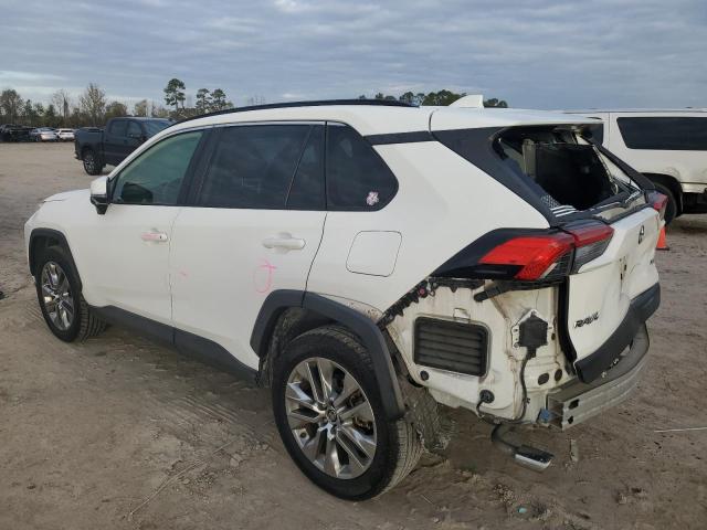 TOYOTA RAV4 XLE P 2019 white  gas JTMC1RFVXKD018485 photo #3