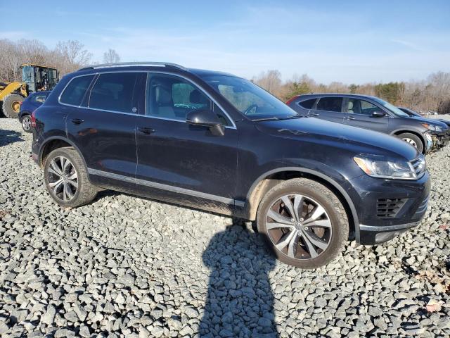2017 VOLKSWAGEN TOUAREG WO WVGRF7BP4HD001645