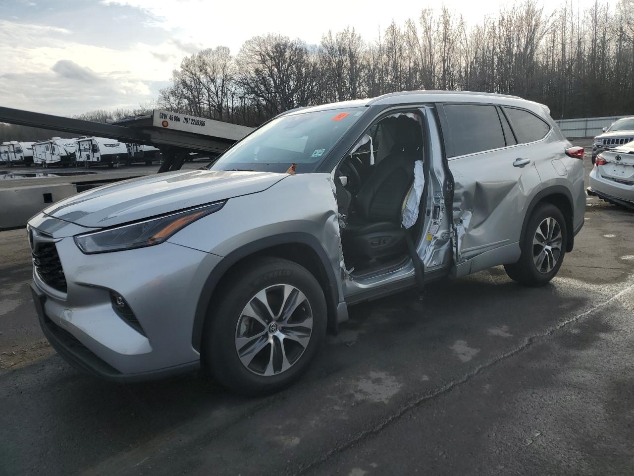 TOYOTA HIGHLANDER XLE