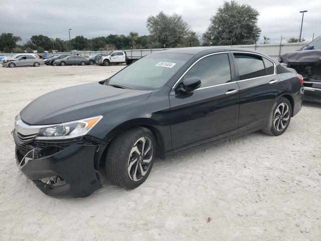 VIN 1HGCR2F85HA191062 2017 HONDA ACCORD no.1