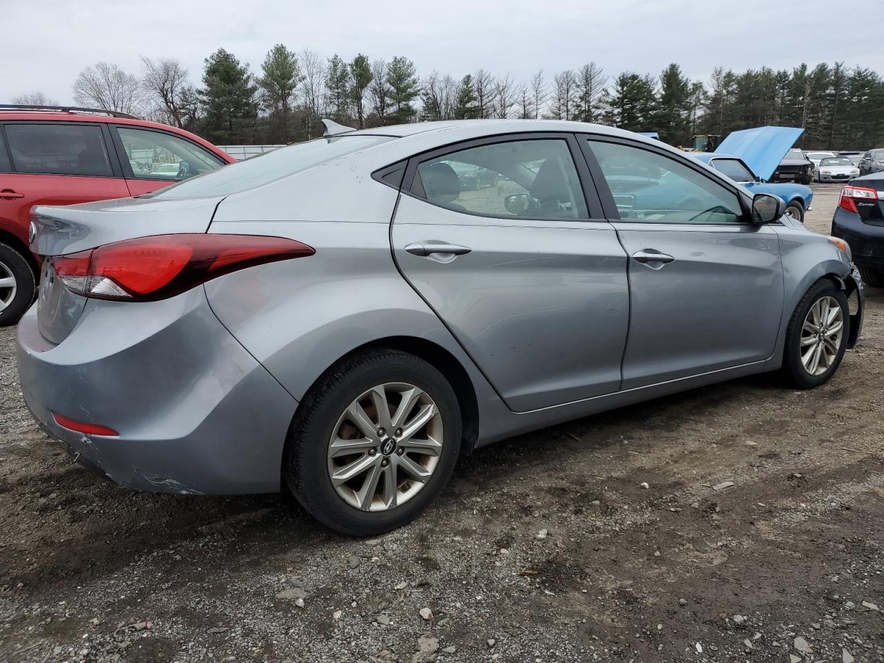 Lot #3027081792 2015 HYUNDAI ELANTRA SE