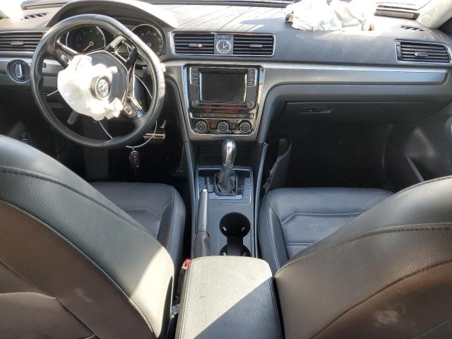 2017 VOLKSWAGEN PASSAT R-L - 1VWDT7A34HC065144