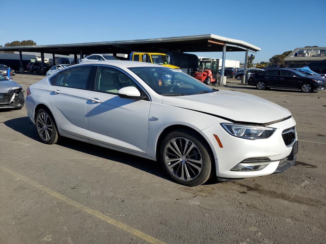 Lot #3020799695 2018 BUICK REGAL ESSE