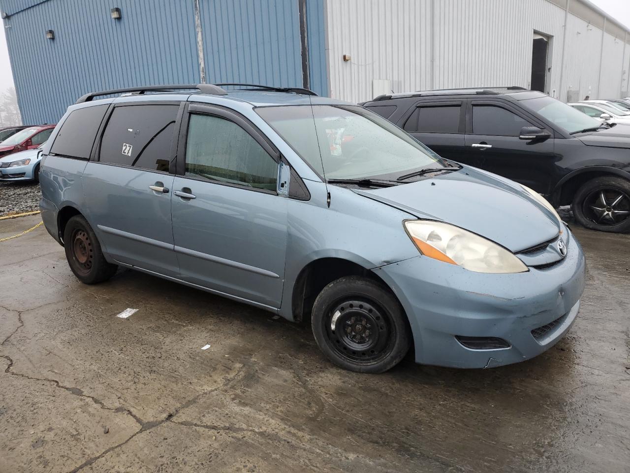 Lot #3024923372 2006 TOYOTA SIENNA CE