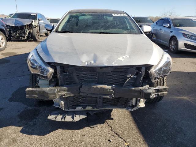 VIN KNALN4D71G5218729 2016 KIA CADENZA no.5