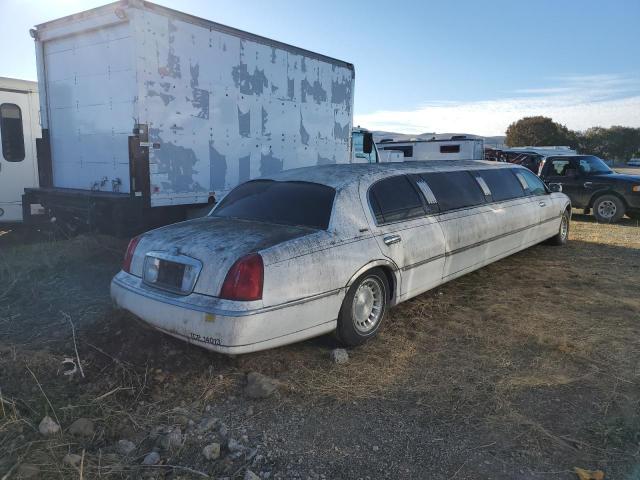 LINCOLN TOWN CAR E 2000 white limousin gas 1L1FM81W2YY852957 photo #4