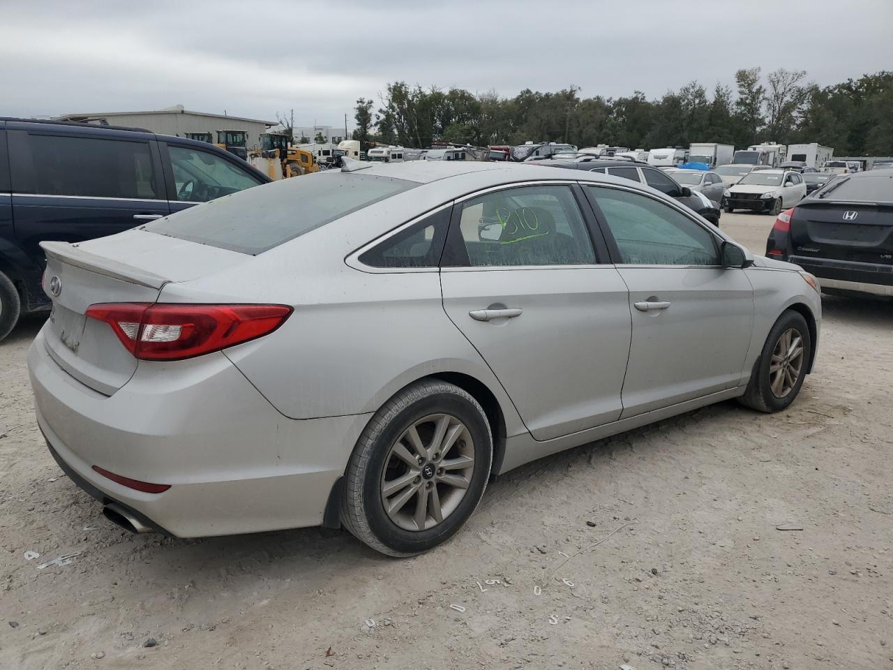 Lot #3028382834 2016 HYUNDAI SONATA SE