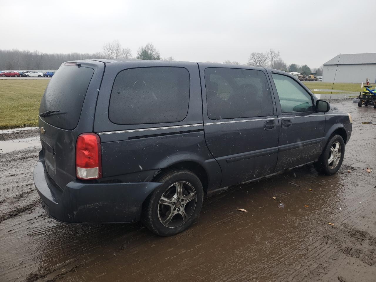 Lot #3051385667 2008 CHEVROLET UPLANDER L