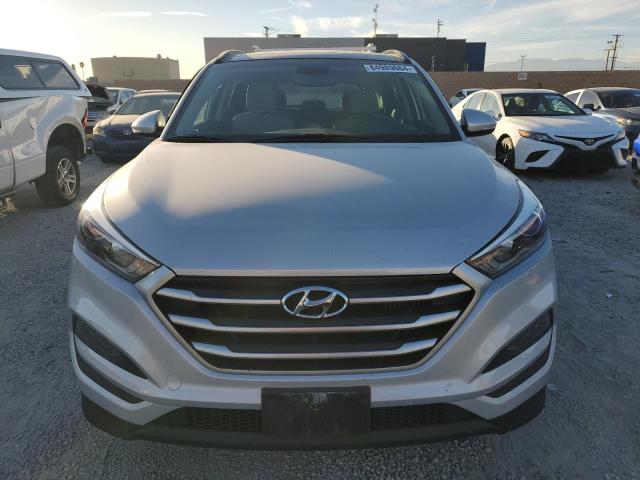 VIN KM8J33A25JU639767 2018 HYUNDAI TUCSON no.5