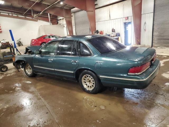 FORD CROWN VICT 1995 teal  gas 2FALP74W4SX111483 photo #3