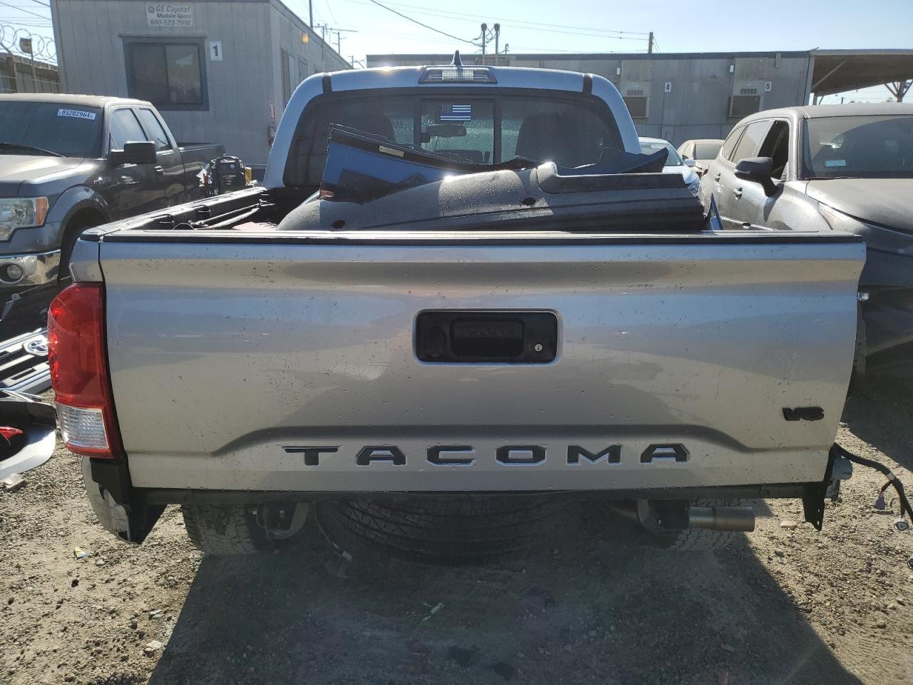 Lot #3041962207 2017 TOYOTA TACOMA DOU