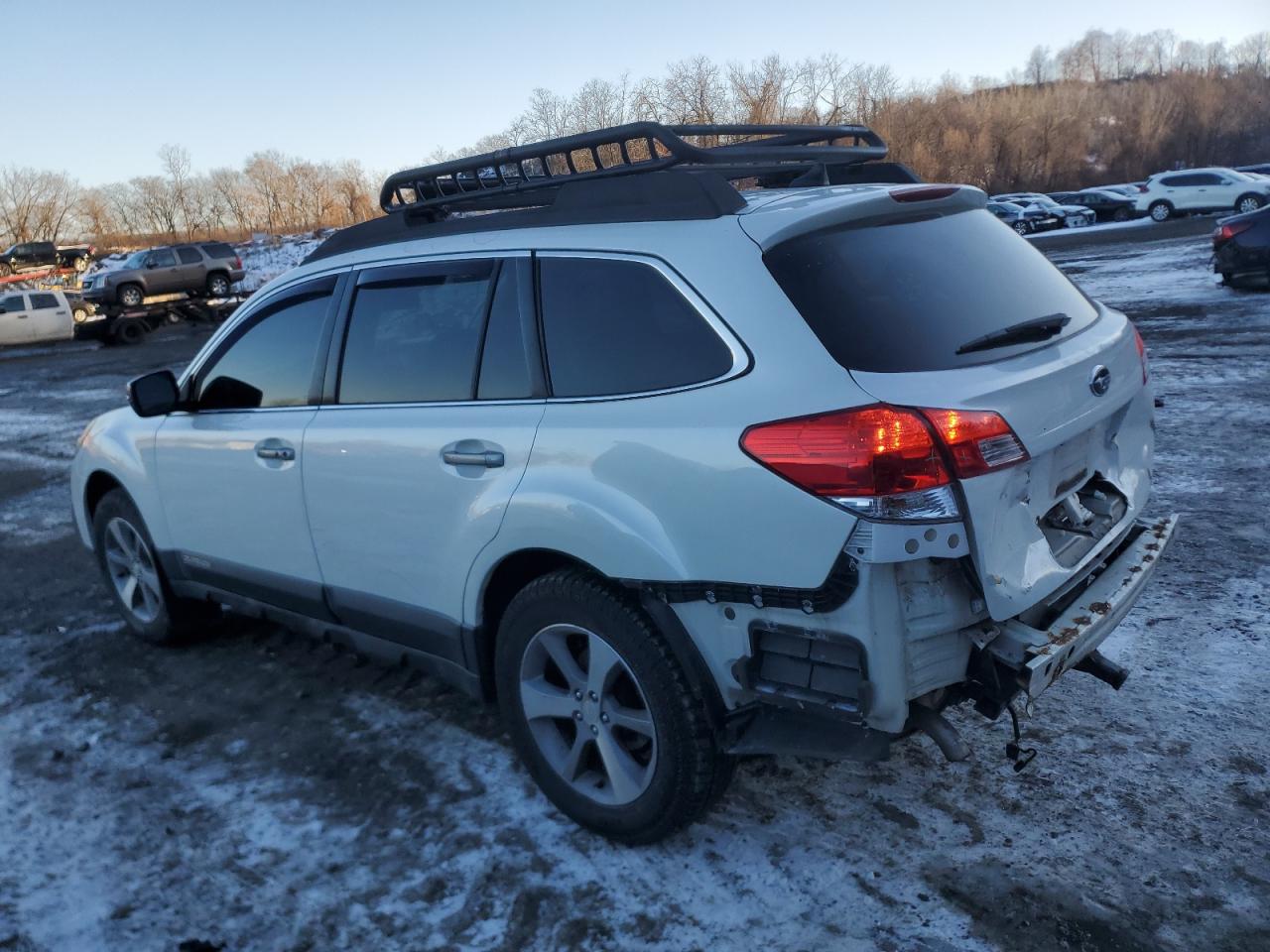 Lot #3052290634 2014 SUBARU OUTBACK 2.