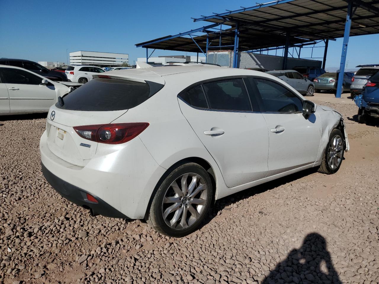 Lot #3048419091 2015 MAZDA 3 GRAND TO