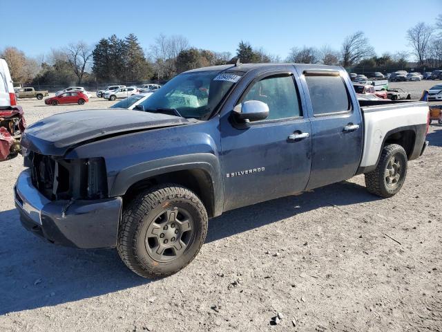 CHEVROLET SILVERADO