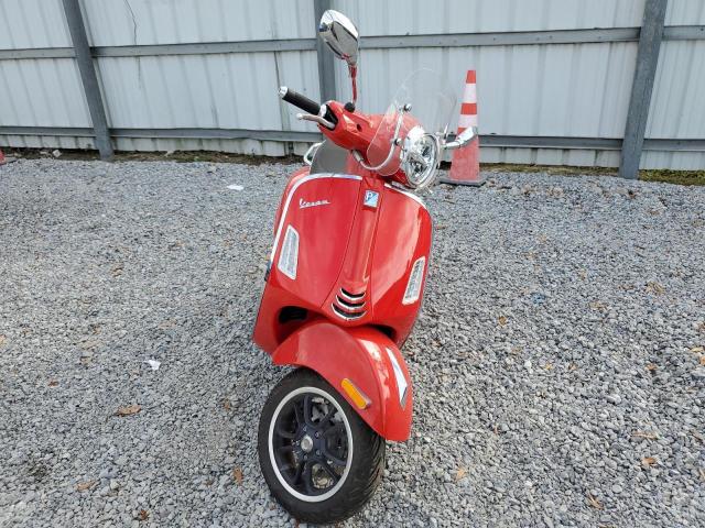 VESPA GTS/SEI GI 2023 red  gas ZAPMD39MXP5100518 photo #3