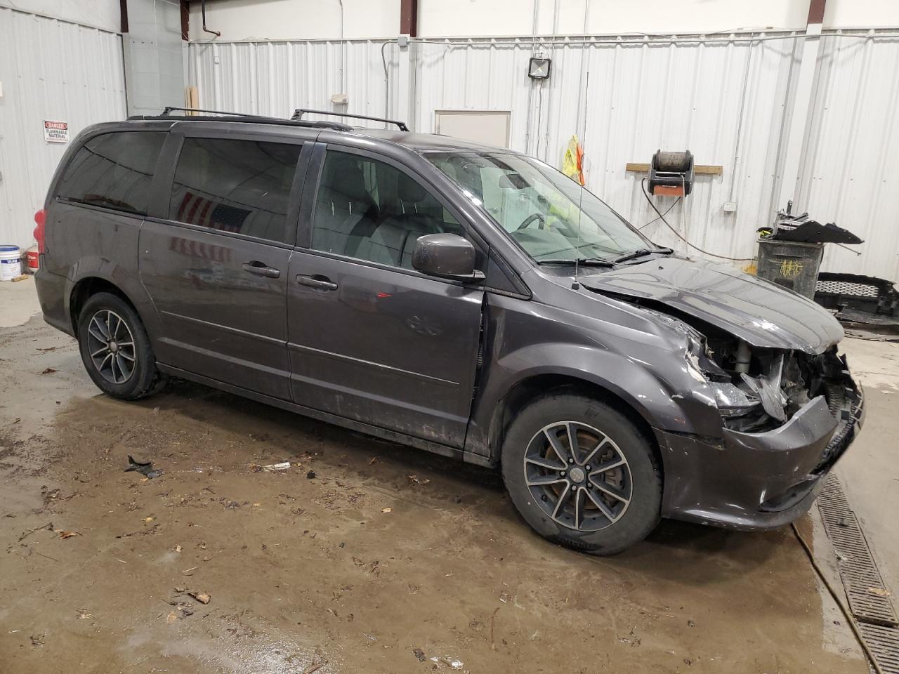 Lot #3023868895 2017 DODGE GRAND CARA