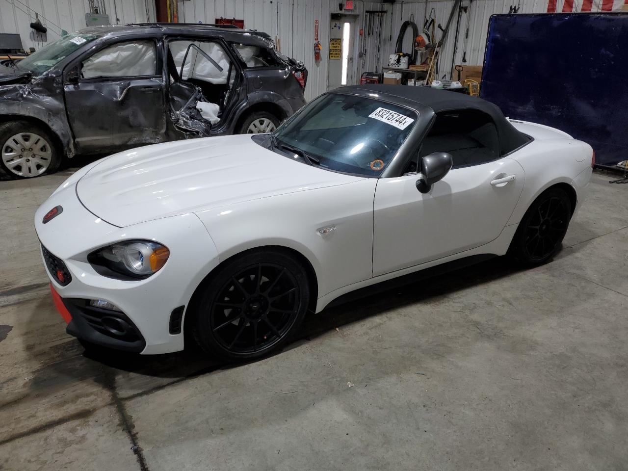  Salvage FIAT 124 Spider