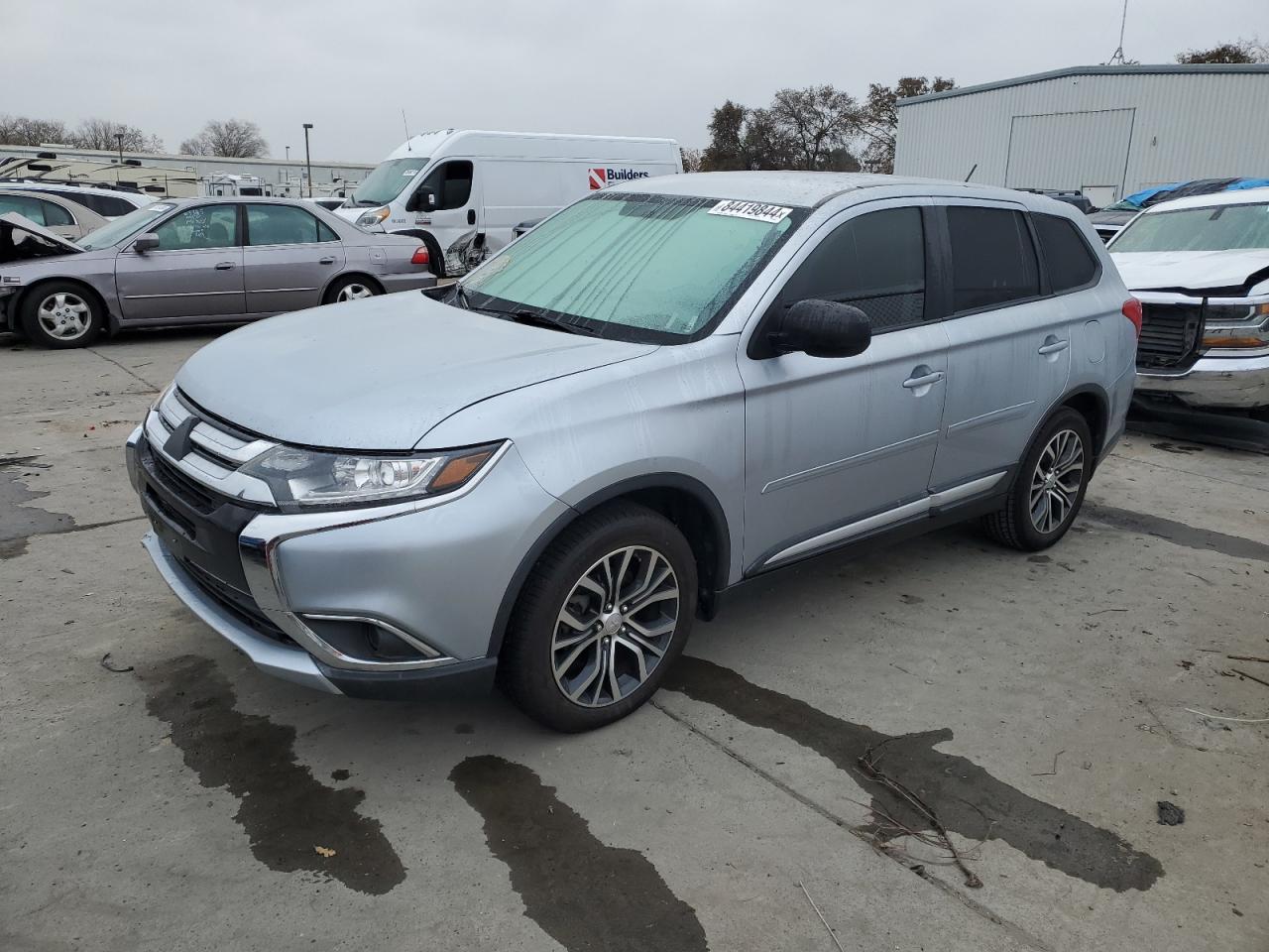 MITSUBISHI OUTLANDER ES