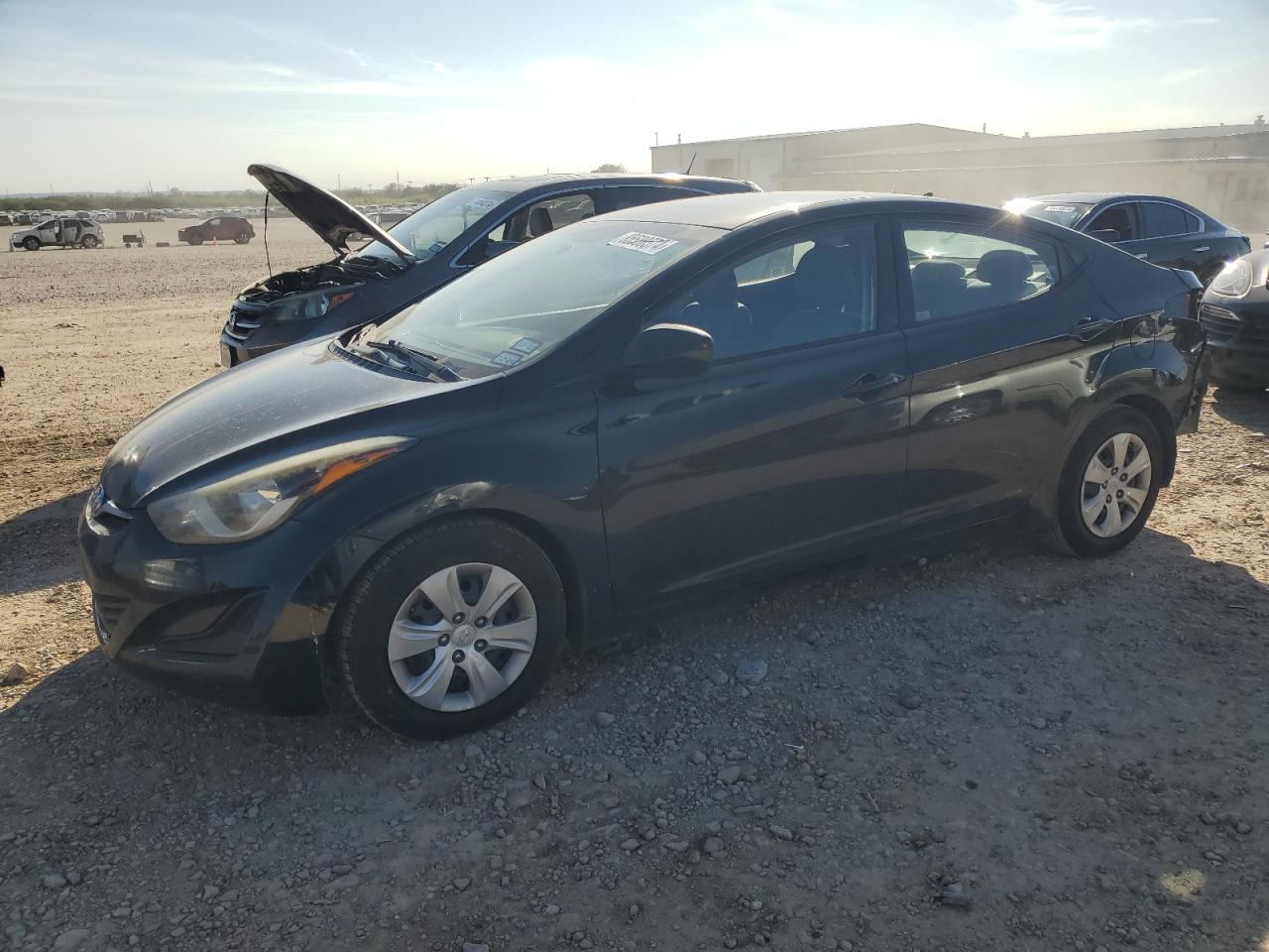 Lot #3034330067 2016 HYUNDAI ELANTRA SE