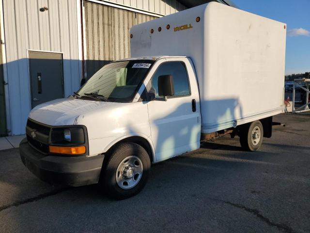 CHEVROLET EXPRESS G3 2003 white cutaway gas 1GBHG31U131234359 photo #1