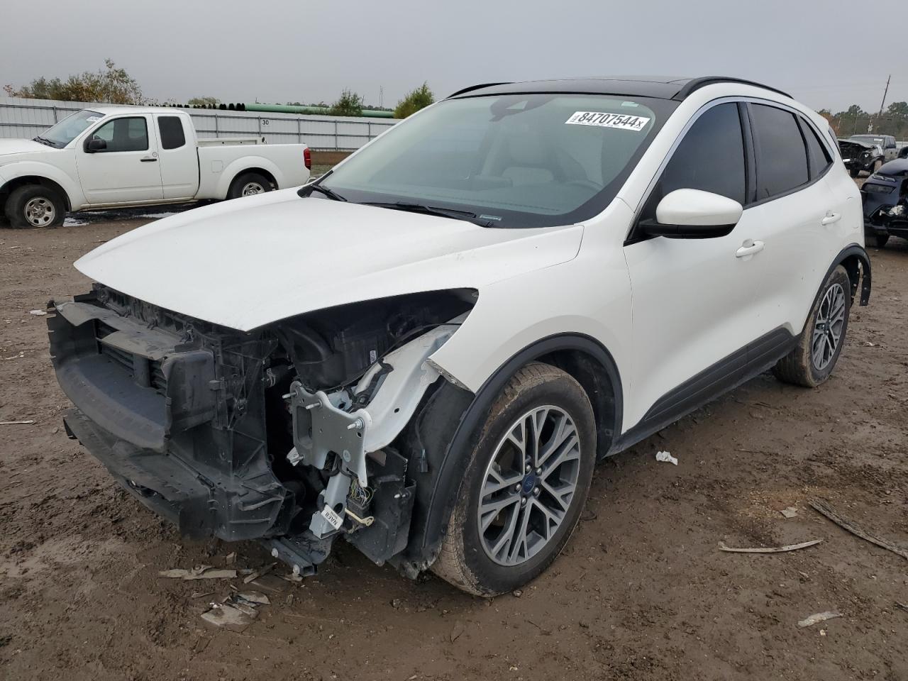  Salvage Ford Escape