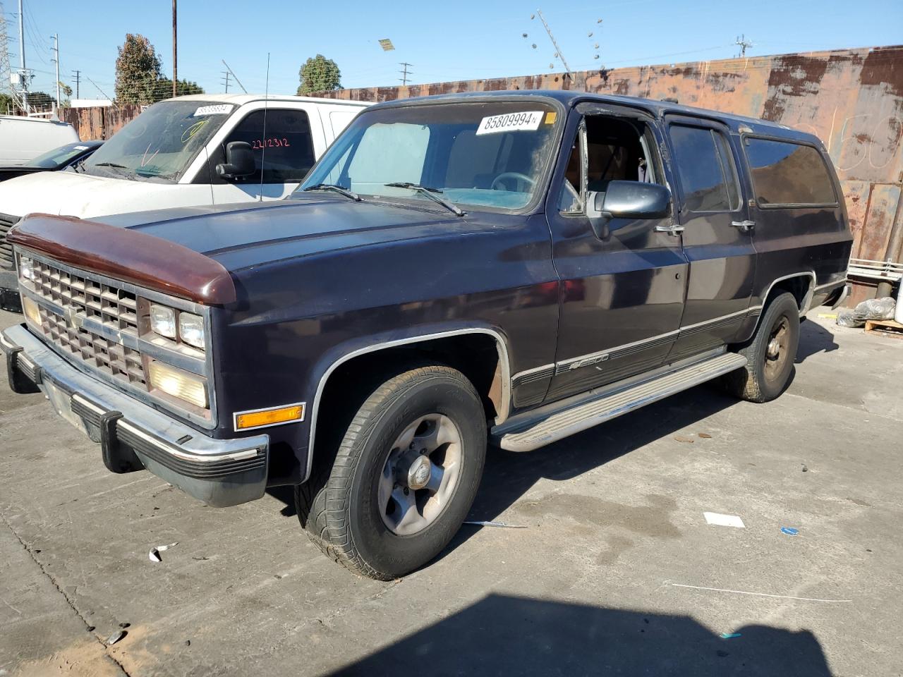 Lot #3037062743 1991 CHEVROLET SUBURBAN R