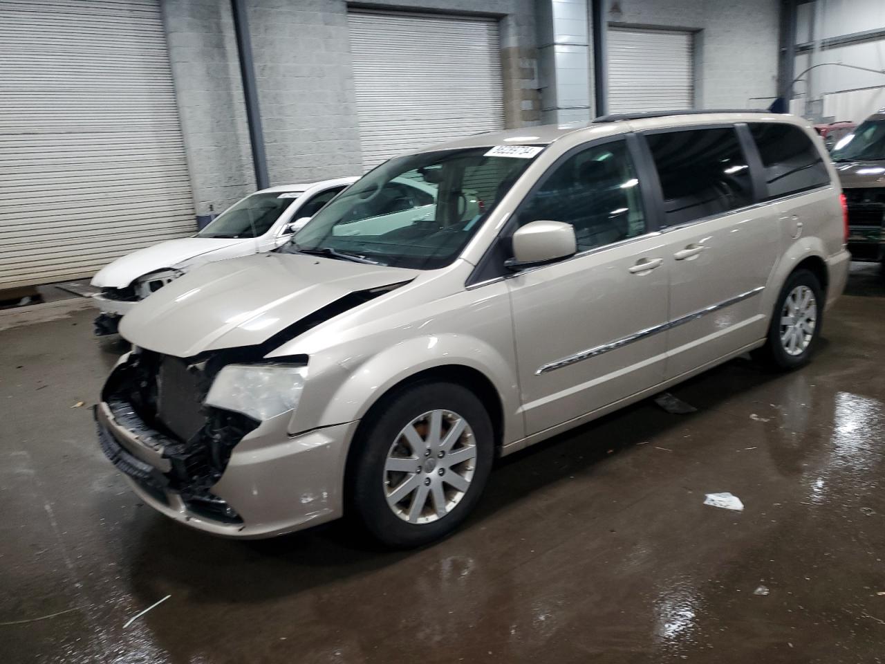  Salvage Chrysler Minivan